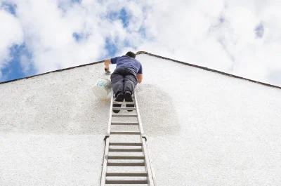Peinture extérieure à Longuesse — façades et ravalement